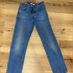 Blue Dark Washed Levi’s Denim Jeans